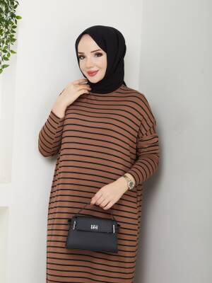 Acı Kahve Çizgili Yanları Yırtmaç Detaylı Elbise