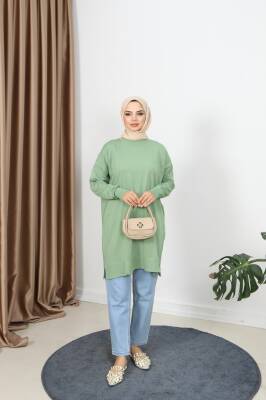 Çağla Yeşili Yırtmaçlı Merserize Tunik