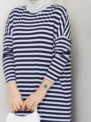 Lacivert Beyaz Çizgili Yanları Yırtmaç Detaylı Elbise - 2