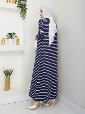 Lacivert Çizgili Yanları Yırtmaç Detaylı Elbise - 3