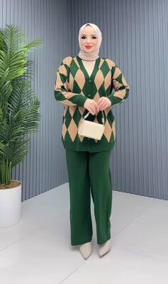 Zümrüt Yeşilli Baklava Desen Triko İkili Takım